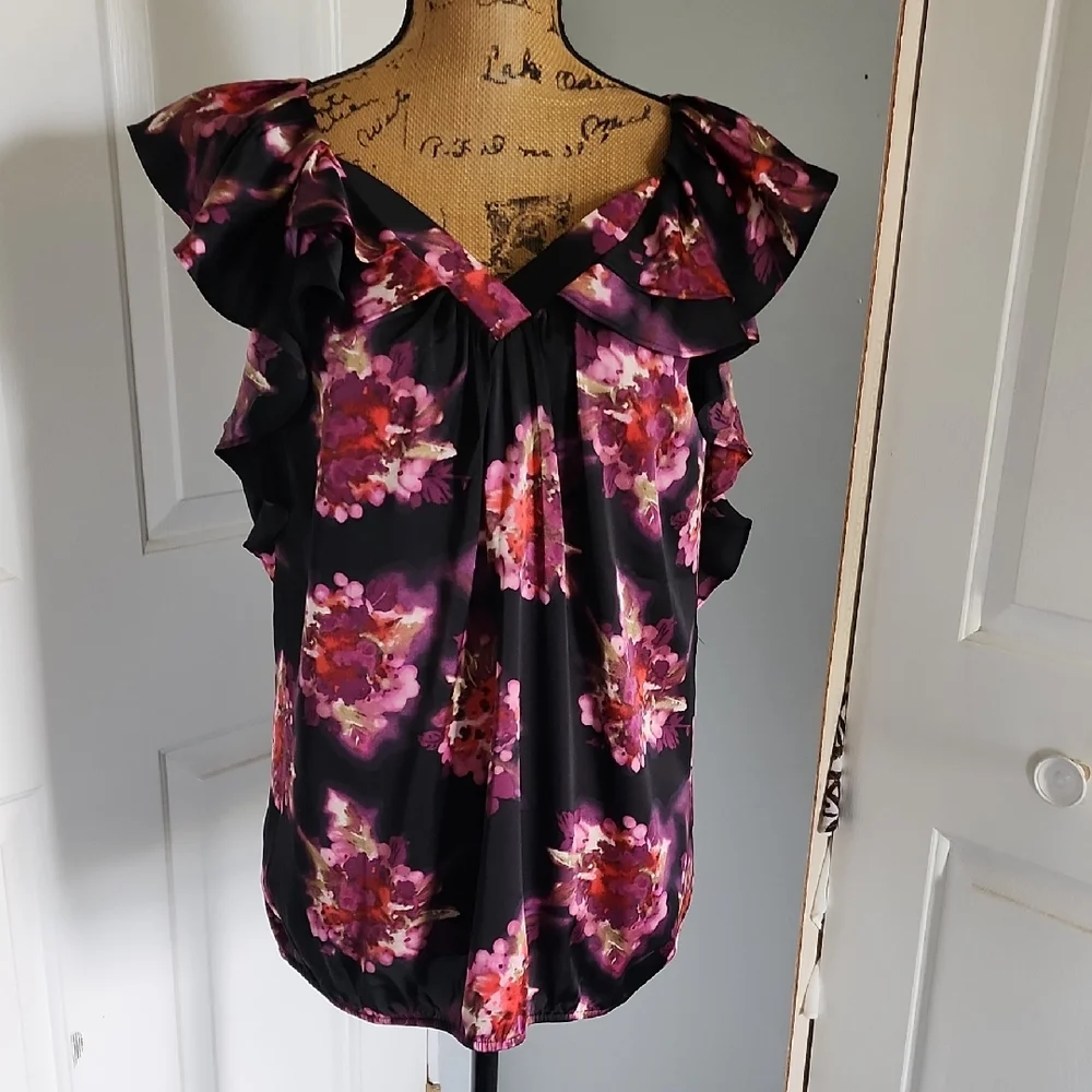 LOFT Black Pink Sleeveless Ruffled Blouse - Picture 1 of 6